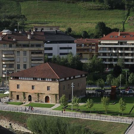 Hotel Dolarea Beasain Kültér fotó