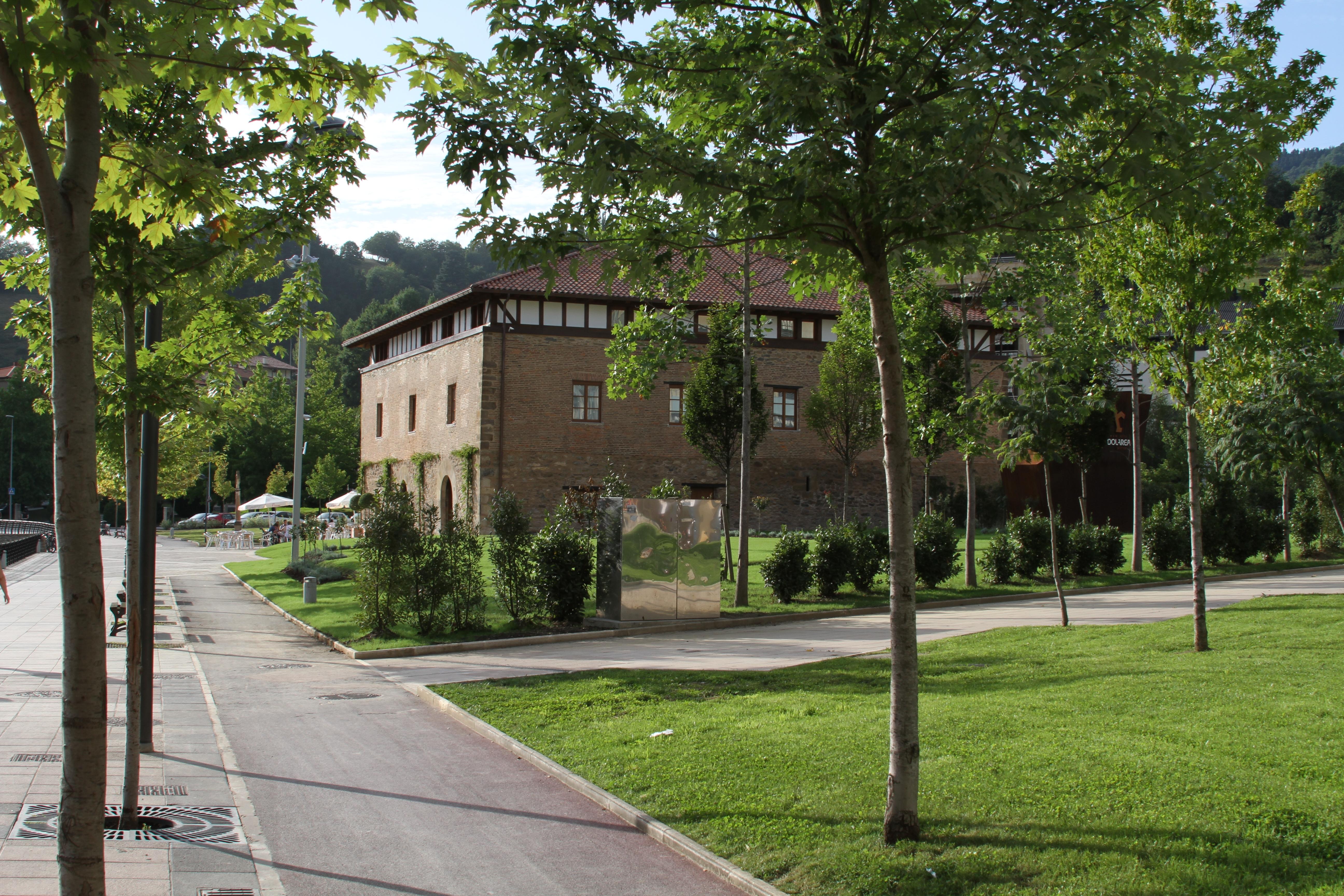 Hotel Dolarea Beasain Kültér fotó